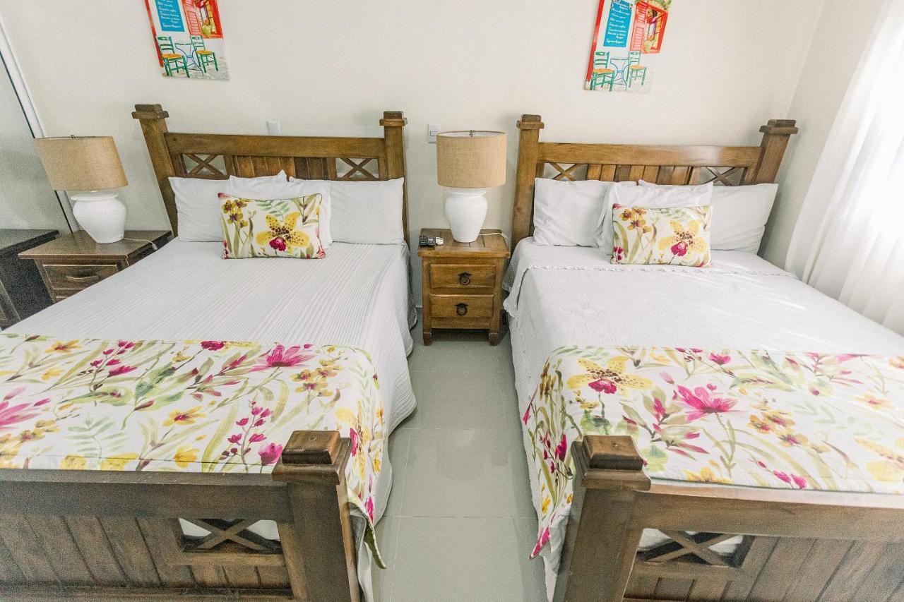 Rancho Guacamayos Hotel & Restaurantes Bonao Екстериор снимка