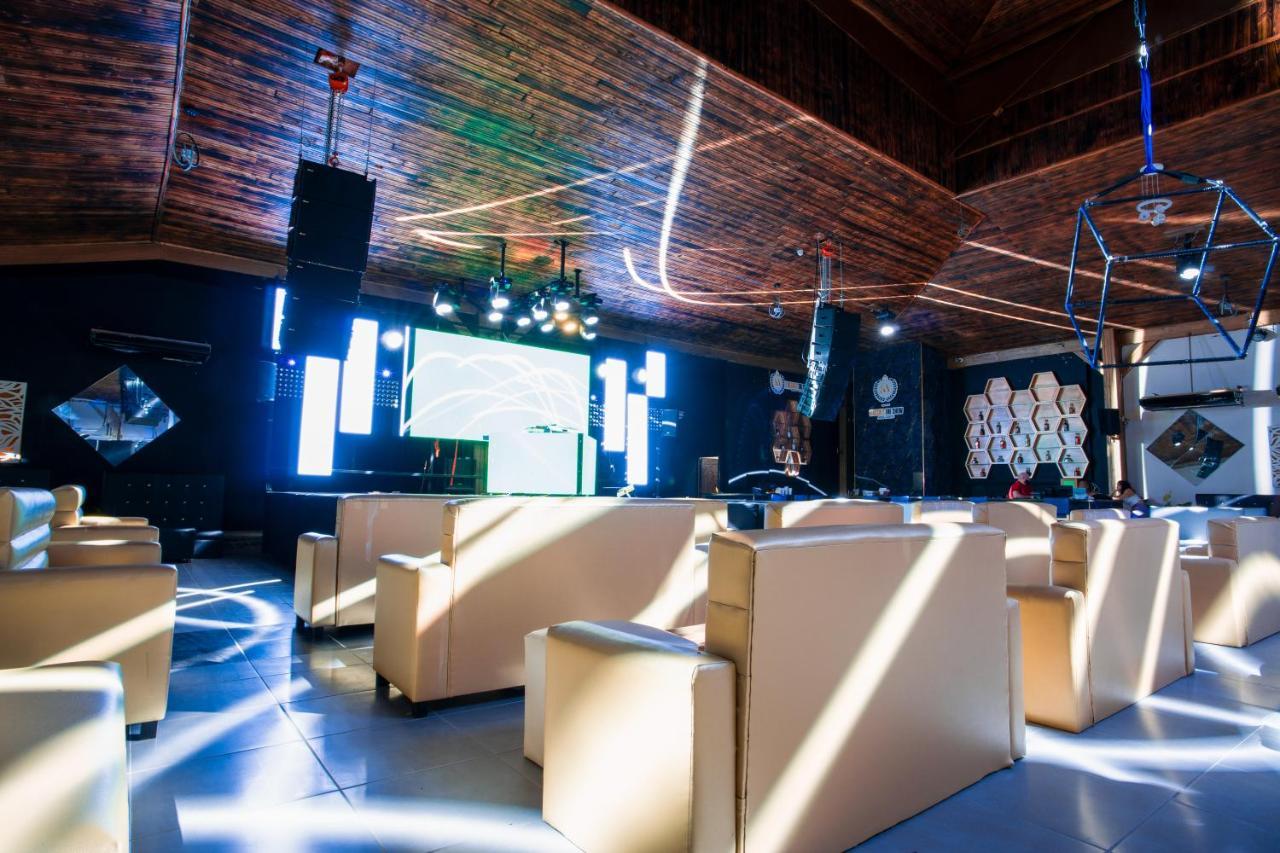 Rancho Guacamayos Hotel & Restaurantes Bonao Екстериор снимка
