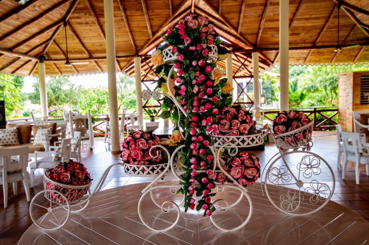Rancho Guacamayos Hotel & Restaurantes Bonao Екстериор снимка